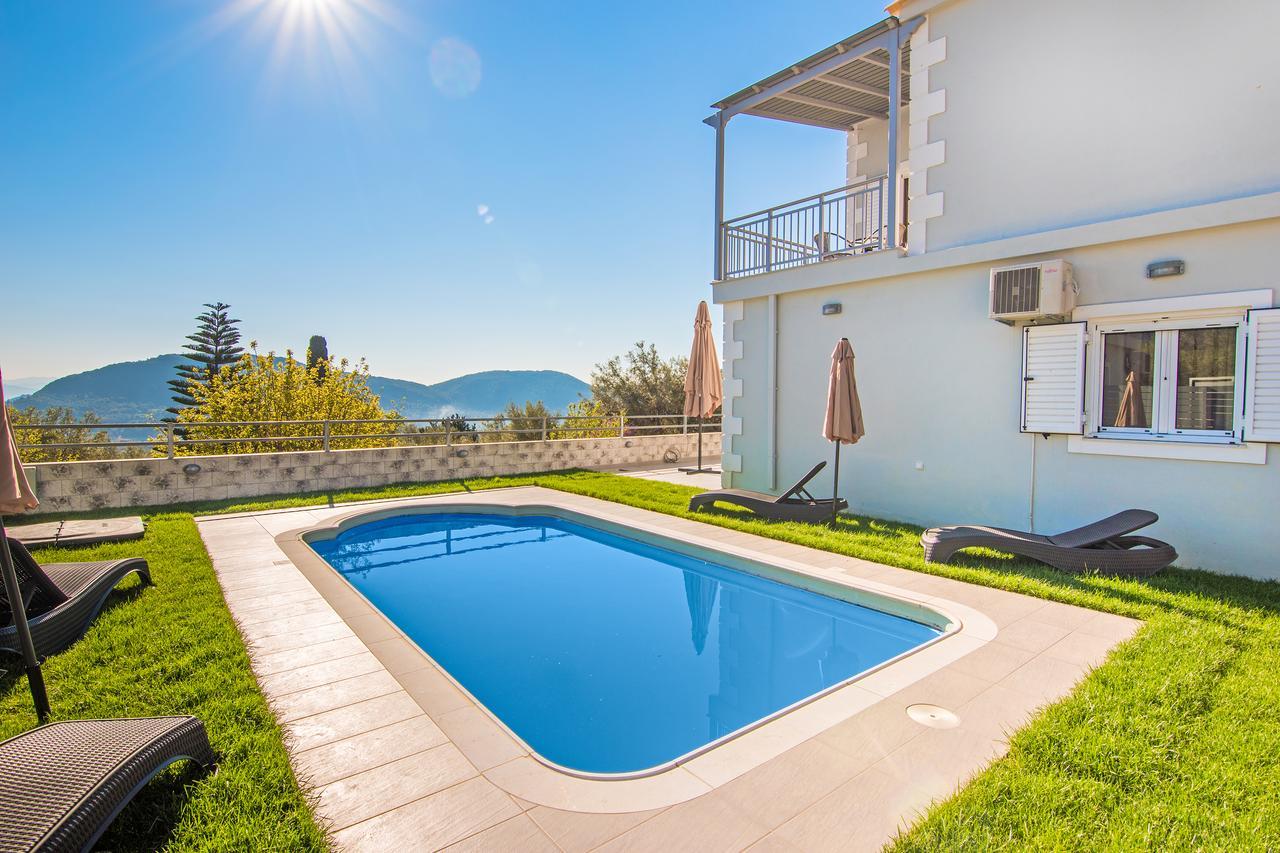 Abeli Nydri (Lefkada)
